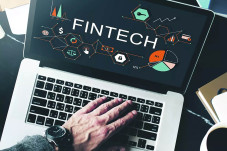 Fintech Bantu Capai...