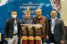 Kopi Produksi Petani...