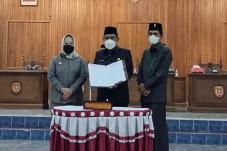 Masa Bhakti Habis, Legislatif...