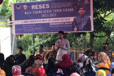 Ketua DPRD Rudianto...