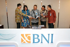Pendapatan Operasional...