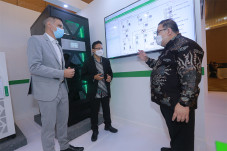 Solusi EcoStruxure Power...