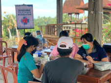 Atasi Sampah Plastik,...
