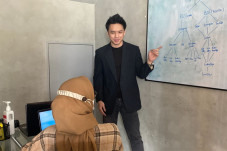 Buka Lapangan Kerja,...