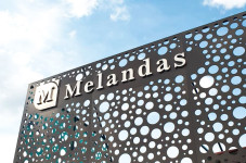 Terus Berekspansi, Melandas...