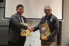 Siapkan SDM Handal,...