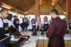 Gelar Pelatihan Barista,...