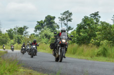 Touring Sejauh 4.300...