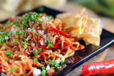 Gaduh Soal Nama Mie...