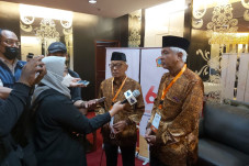 Rayakan HUT ke-60, PWRI...