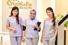 Klinik Kecantikan Ini...