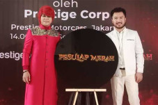 Pesulap Merah Didukung...