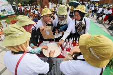 Relawan Sandiaga Uno...