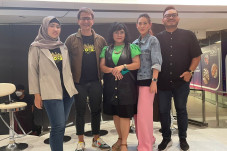 Delon Thamrin Berupaya...