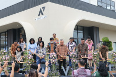 Lippo Cikarang Buka...