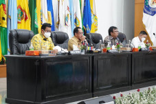 Berkontribusi Tinggi...