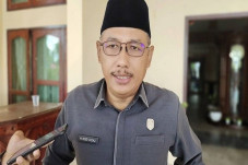 Aturan Usia Calon Kades...