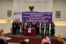 Peradi Gelar Ujian Profesi...