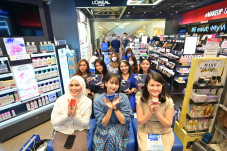 Beauty Influencer Ini...