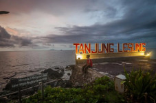 Bangun KEK Tanjung Lesung,...