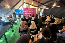 Meningkatkan Kesadaran...