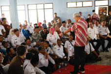Ganjar Minta Kepala...