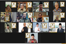 13 Anggota DPR dan DPD...