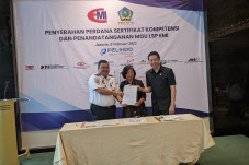 Perkuat SDM Sektor Logistik...