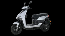 Barisan Motor Listrik...