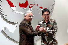 Bangun Transformasi...