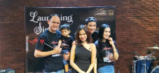 Putri Iis Dahlia Curhat...