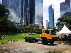 Mitsubishi Fuso Luncurkan...