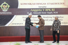 Jateng Provinsi Terbaik...