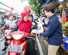 Borong Dagangan UMKM,...