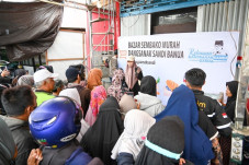 Berbagi di Bulan Ramadan,...