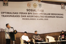Anggota DPR Misbakhun...