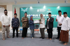 Di Pengujung Ramadan,...