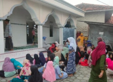 Komunitas Nelayan Pamekasan...