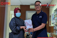 PPPA Daarul Quran Distribusikan...