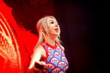 Tampil Bareng Yellow...