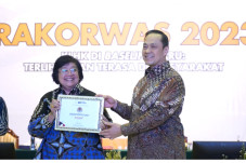 Responsif pada Masalah...