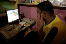 4 Strategi Penerapan...