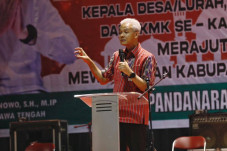 Bangun Desa, Ganjar...