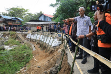 Ganjar Siapkan Anggaran...