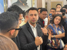 Raffi Ahmad Dirikan...