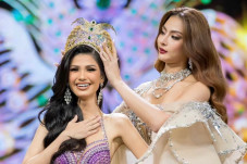 Dukung Lahirnya Wanita...