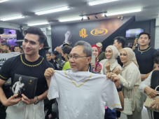 Jualan Pakaian Dalam...