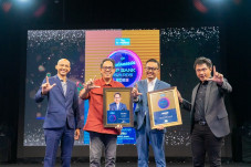 Bank DKI Raih Dua Penghargaan...