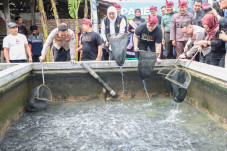 Gubernur Khofifah Sebut...