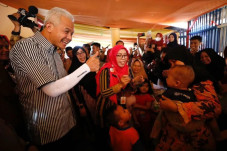 Stunting di Jateng Tinggal...